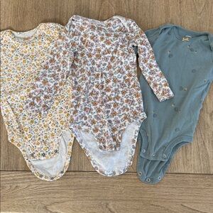 Carter's Floral Print Long Sleeve Bodysuits Set of 3 Size 18 Months